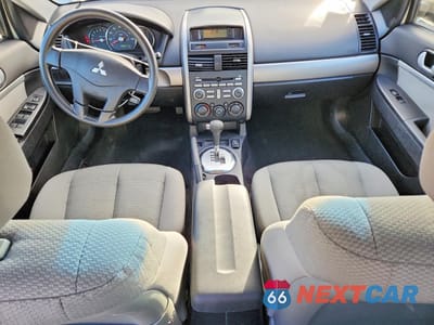 Zdjęcie 8 z 12 samochodu: 2007 MITSUBISHI GALANT ES VIN:4A3AB36F67E051606 - miniatura