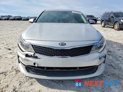 Piąte zdjęcie samochodu w środku: 2017 KIA OPTIMA LX VIN:KNAGT4L3XH5147554 - miniatura