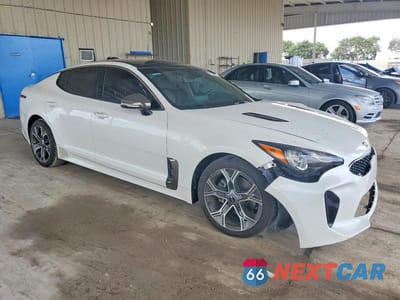 Czwarte zdjęcie samochodu z boku: 2021 KIA STINGER VIN:KNAE15LA0M6097222 - miniatura