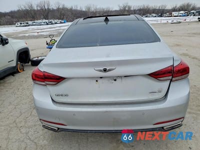 Zdjęcie 6 z 11 samochodu: 2015 HYUNDAI GENESIS 3.8L VIN:KMHGN4JE6FU073923 - miniatura