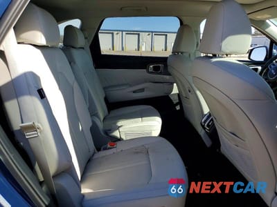 Zdjęcie 11 z 14 samochodu: 2024 KIA SORENTO VIN:5XYRK4JF8RG278809 - miniatura