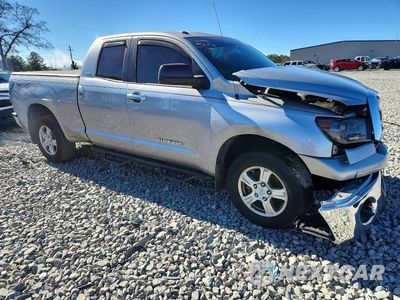 Czwarte zdjęcie samochodu z boku: 2011 TOYOTA TUNDRA DOUBLE CAB SR5 VIN:5TFRM5F18BX036148 - miniatura