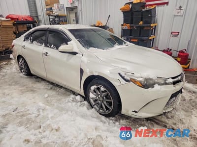 Czwarte zdjęcie samochodu z boku: 2017 TOYOTA CAMRY LE VIN:4T1BF1FK5HU671847 - miniatura