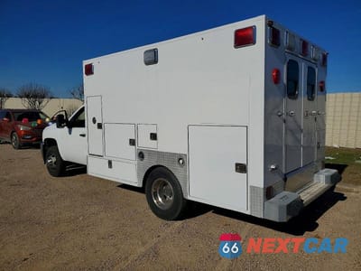 Drugie zdjęcie samochodu z przodu: 2011 CHEVROLET SILVERADO C3500 LT VIN:1GB3C0CG6BF191943 - miniatura