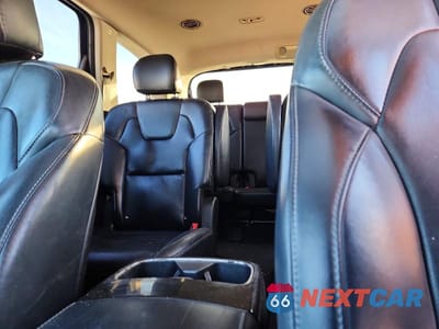 Zdjęcie 10 z 12 samochodu: 2021 KIA TELLURIDE S VIN:5XYP64HC5MG116409 - miniatura