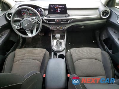 Zdjęcie 8 z 11 samochodu: 2024 KIA FORTE LX VIN:3KPF24AD2RE825992 - miniatura