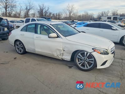 Czwarte zdjęcie samochodu z boku: 2020 MERCEDES-BENZ C 300 4MATIC VIN:55SWF8EB4LU327765 - miniatura