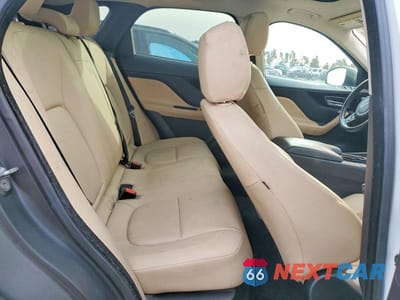 Zdjęcie 10 z 12 samochodu: 2017 JAGUAR F-PACE PREMIUM VIN:SADCJ2BV9HA493007 - miniatura