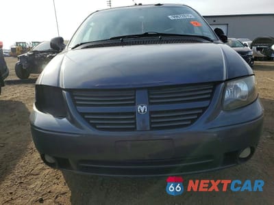 Piąte zdjęcie samochodu w środku: 2007 DODGE GRAND CARAVAN SXT VIN:2D4GP44L87R181888 - miniatura