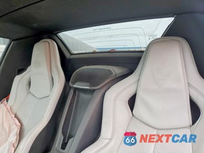 Zdjęcie 10 z 13 samochodu: 2024 CHEVROLET CORVETTE STINGRAY 1LT VIN:1G1YA3D45R5103938 - miniatura