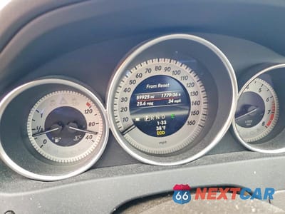 Zdjęcie 9 z 12 samochodu: 2013 MERCEDES-BENZ C 300 4MATIC VIN:WDDGF8AB6DA839538 - miniatura