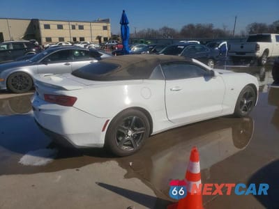 Trzecie zdjęcie samochodu z tyłu: 2018 CHEVROLET CAMARO LT VIN:1G1FB3DX2J0168827 - miniatura
