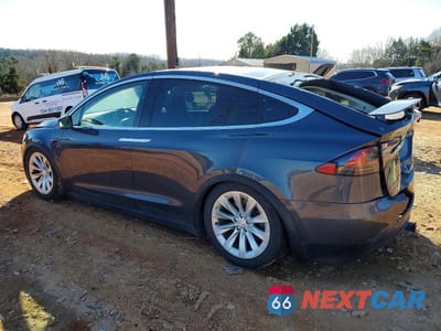 Drugie zdjęcie samochodu z przodu: 2017 TESLA MODEL X VIN:5YJXCBE28HF050119 - miniatura