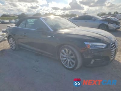 Czwarte zdjęcie samochodu z boku: 2018 AUDI A5 PREMIUM VIN:WAUWNGF58JN003687 - miniatura