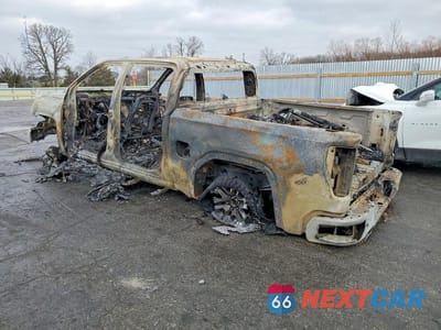 Drugie zdjęcie samochodu z przodu: 2021 GMC SIERRA K1500 DENALI VIN:3GTU9FET3MG223146 - miniatura