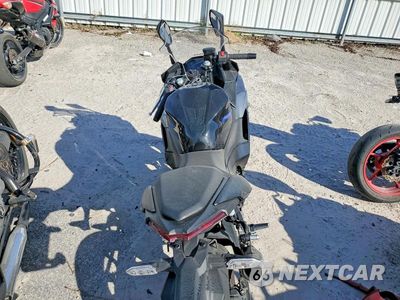 Zdjęcie 6 z 9 samochodu: 2025 KAWASAKI EX500 A VIN:ML5EXGJ16SDA72525 - miniatura