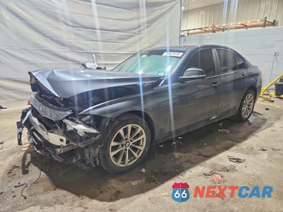 2016 BMW 320 XI WBA8E5G52GNU20565 - główne zdjęcie licytacji z USA - miniatura