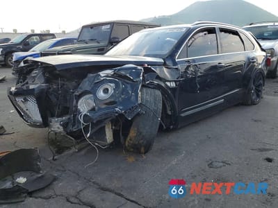 2017 BENTLEY BENTAYGA SJAAC2ZVXHC012982 - główne zdjęcie licytacji z USA - miniatura