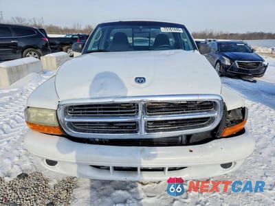Piąte zdjęcie samochodu w środku: 2004 DODGE DAKOTA SXT VIN:1D7FL16K64S559844 - miniatura