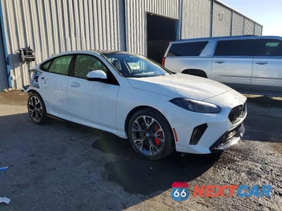Czwarte zdjęcie samochodu z boku: 2025 BMW 228XI VIN:WBA23GG0XS7S93721 - miniatura