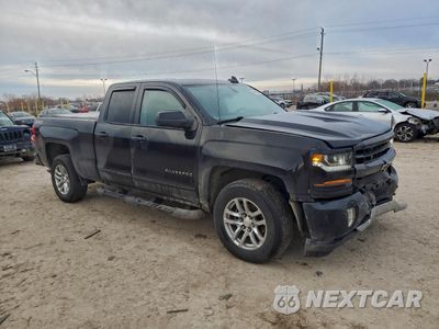 Czwarte zdjęcie samochodu z boku: 2017 CHEVROLET SILVERADO K1500 LT VIN:1GCVKREC9HZ139705 - miniatura