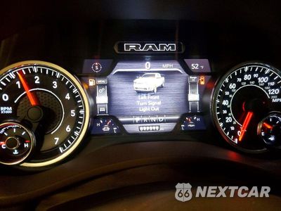 Zdjęcie 9 z 12 samochodu: 2019 RAM 2500 LARAMIE VIN:3C6UR5NJXKG562841 - miniatura