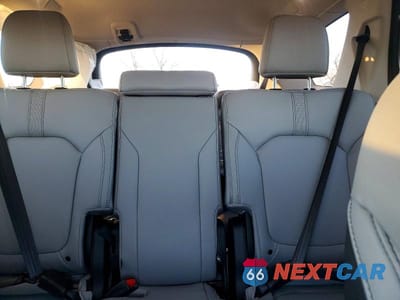 Zdjęcie 10 z 12 samochodu: 2025 HONDA PILOT EXL VIN:5FNYG1H49SB183043 - miniatura