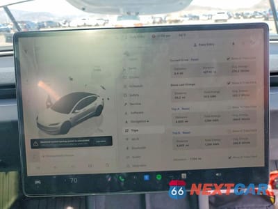 Zdjęcie 9 z 12 samochodu: 2025 TESLA MODEL 3 VIN:5YJ3E1EA1SF943315 - miniatura