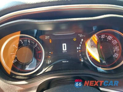 Zdjęcie 9 z 11 samochodu: 2018 DODGE CHALLENGER R/T VIN:2C3CDZBT5JH331199 - miniatura