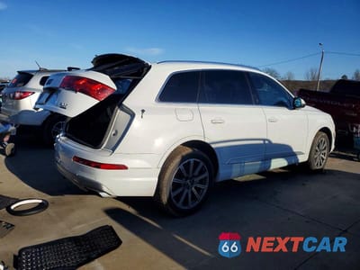 Trzecie zdjęcie samochodu z tyłu: 2017 AUDI Q7 PREMIUM PLUS VIN:WA1LAAF70HD050559 - miniatura