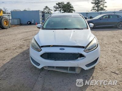 Piąte zdjęcie samochodu w środku: 2016 FORD FOCUS VIN:1FADP3F23GL241699 - miniatura