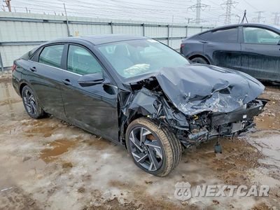 Czwarte zdjęcie samochodu z boku: 2025 HYUNDAI ELANTRA LIMITED VIN:KMHLN4DJ4SU164206 - miniatura