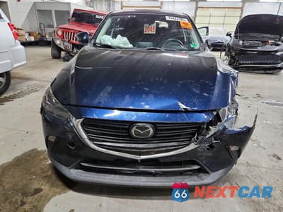 Piąte zdjęcie samochodu w środku: 2021 MAZDA CX-3 SPORT VIN:JM1DKFB71M1503304 - miniatura