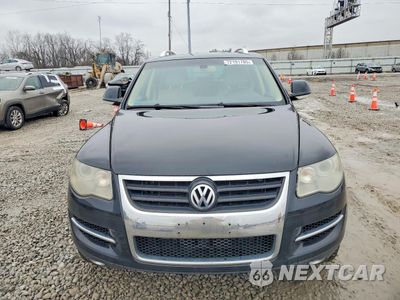 Piąte zdjęcie samochodu w środku: 2009 VOLKSWAGEN TOUAREG 2 V6 VIN:WVGBE77LX9D001208 - miniatura