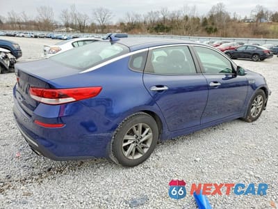 Trzecie zdjęcie samochodu z tyłu: 2019 KIA OPTIMA LX VIN:5XXGT4L33KG325570 - miniatura