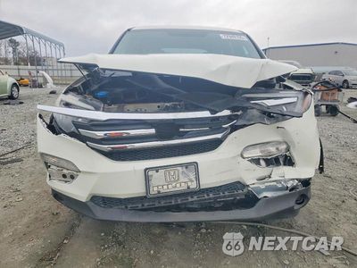 Piąte zdjęcie samochodu w środku: 2016 HONDA PILOT LX VIN:5FNYF5H13GB036272 - miniatura