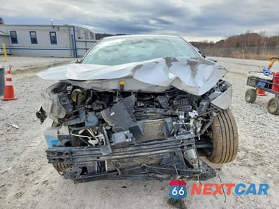 Piąte zdjęcie samochodu w środku: 2021 NISSAN VERSA SR VIN:3N1CN8FV3ML919129 - miniatura