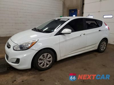 2015 HYUNDAI ACCENT GS KMHCT5AE8FU211830 - główne zdjęcie licytacji z USA - miniatura
