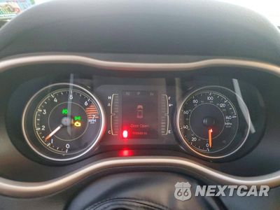 Zdjęcie 9 z 12 samochodu: 2018 JEEP CHEROKEE VIN:1C4PJMCB7JD586061 - miniatura