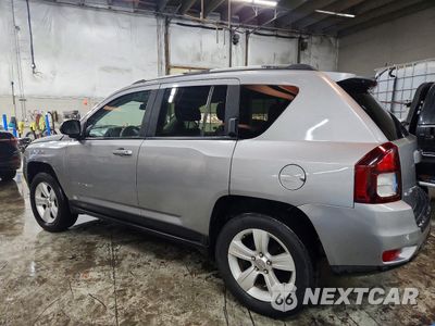 Drugie zdjęcie samochodu z przodu: 2016 JEEP COMPASS SPORT VIN:1C4NJDBB2GD519935 - miniatura
