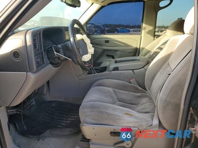 Zdjęcie 7 z 12 samochodu: 2004 CHEVROLET SUBURBAN C1500 VIN:1GNEC16Z14J264585 - miniatura
