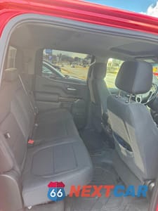 Zdjęcie 6 z 10 samochodu: 2021 CHEVROLET SILVERADO K1500 LT TRAIL BOSS VIN:3GCPYFED3MG246645 - miniatura