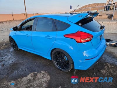 Drugie zdjęcie samochodu z przodu: 2016 FORD FOCUS RS VIN:WF0DP3TH7G4117526 - miniatura
