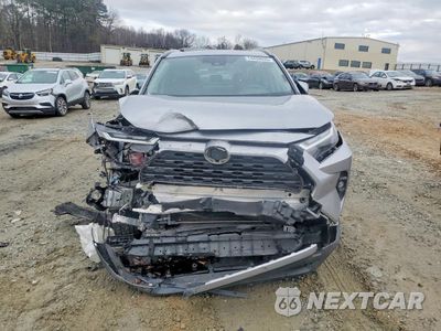 Piąte zdjęcie samochodu w środku: 2024 TOYOTA RAV4 XLE PREMIUM VIN:JTMC1RFV7RJ027091 - miniatura