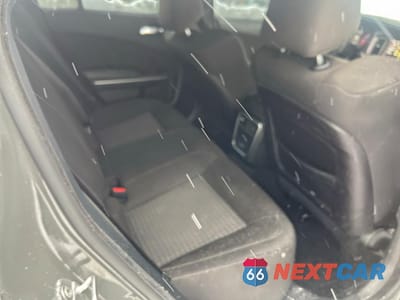 Zdjęcie 6 z 10 samochodu: 2019 DODGE CHARGER SCAT PACK VIN:2C3CDXGJ1KH662732 - miniatura
