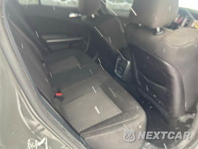 Zdjęcie 6 z 10 samochodu: 2019 DODGE CHARGER SCAT PACK VIN:2C3CDXGJ1KH662732 - miniatura