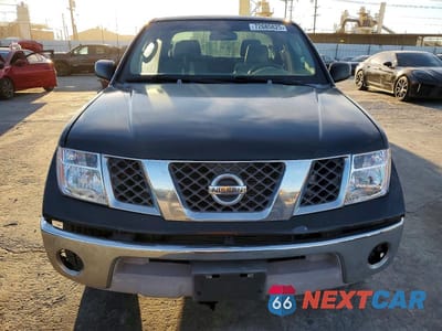 Piąte zdjęcie samochodu w środku: 2007 NISS FRONTIER CREW CAB LE VIN:1N6AD07U27C402710 - miniatura