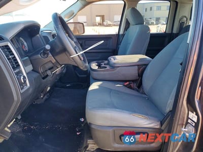 Zdjęcie 7 z 12 samochodu: 2017 RAM 1500 ST VIN:1C6RR6FG5HS535854 - miniatura
