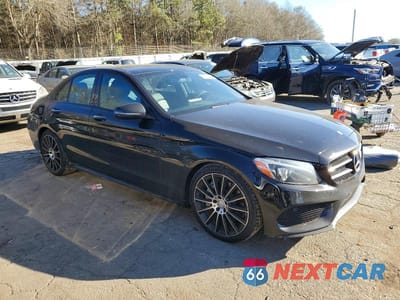 Czwarte zdjęcie samochodu z boku: 2016 MERCEDES-BENZ C 300 VIN:55SWF4JB5GU114439 - miniatura