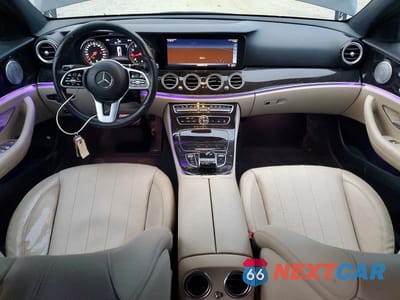 Zdjęcie 8 z 11 samochodu: 2019 MERCEDES-BENZ E 300 VIN:WDDZF4JB2KA638587 - miniatura